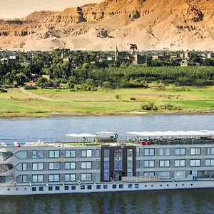 Historia: Nile Cruise Boutique Botel