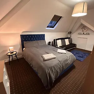  Apartment Bv Comfy Attic At Deighton United Kingdom