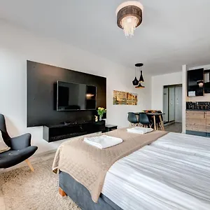  Apartment Live & Travel Old Town Poland